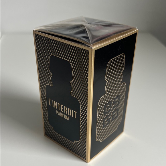 Givenchy L'Interdit - Picture 2 of 7